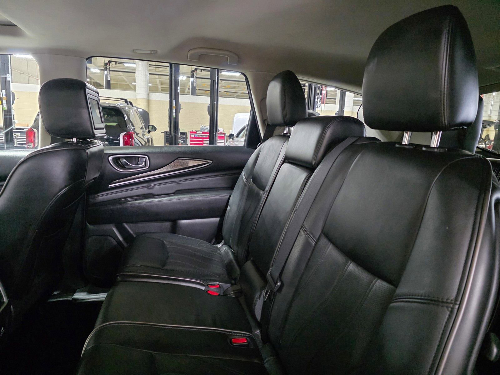 Used 2013 INFINITI JX35 FWD w/ Premium Pkg image 15