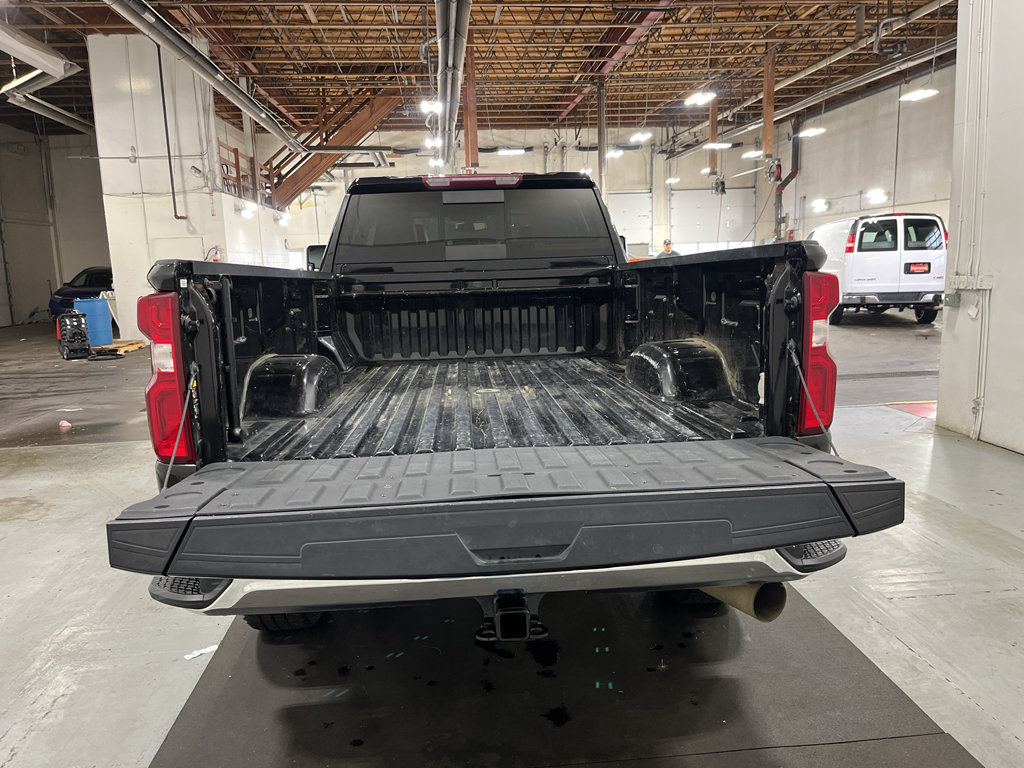 Certified 2022 Chevrolet Silverado 2500 LTZ w/ LTZ Convenience Package AWD/4WD image 26