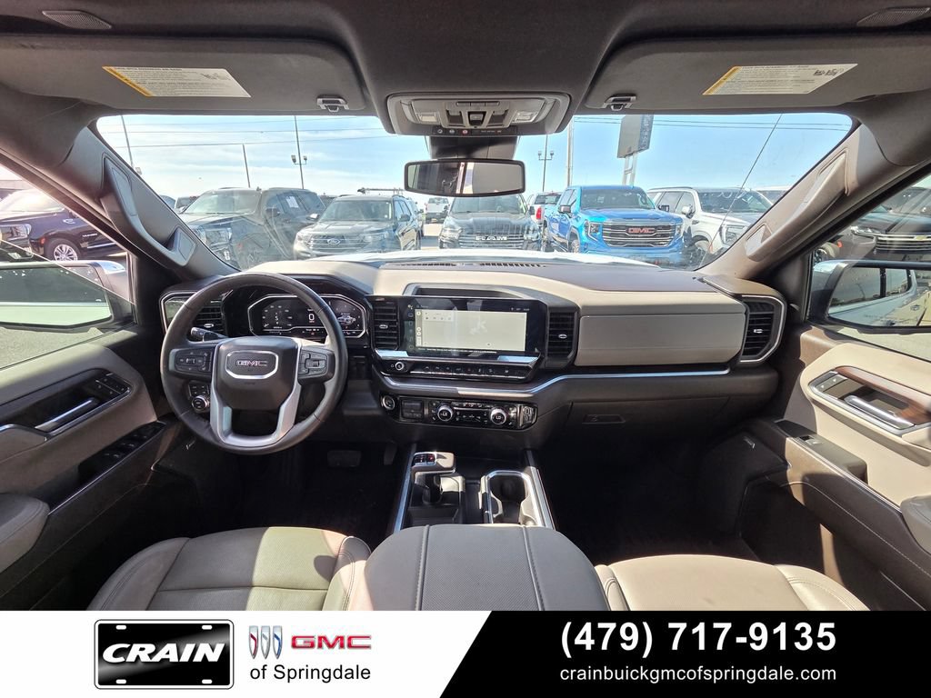 Used 2024 GMC Sierra 1500 SLT w/ SLT Premium Plus Package AWD/4WD image 27