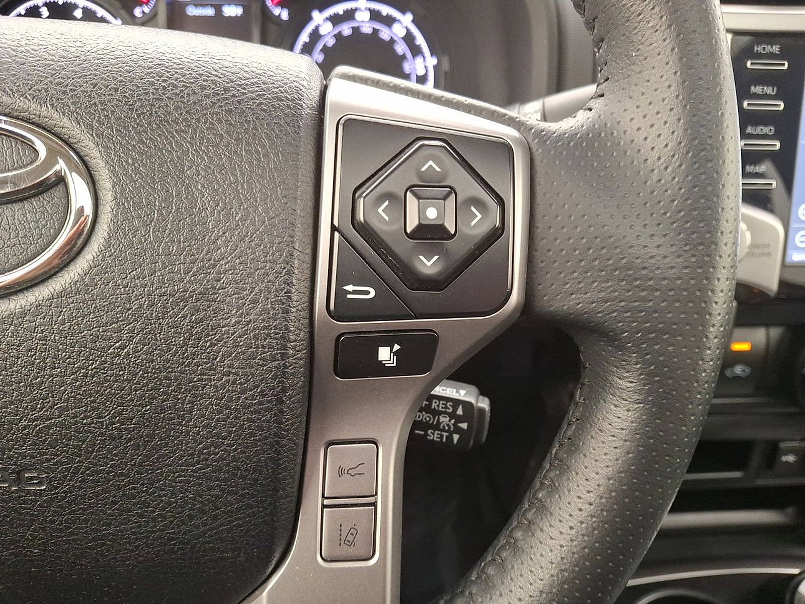 Certified 2022 Toyota 4Runner SR5 Premium image 18