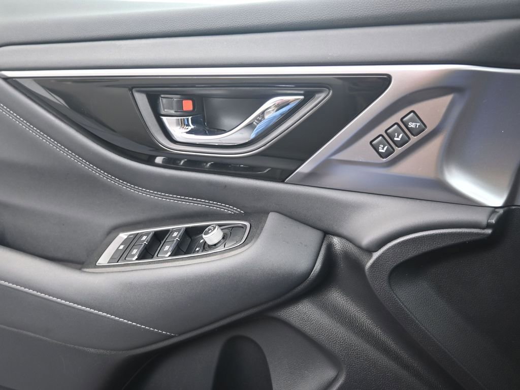 Used 2023 Subaru Outback Limited XT image 13