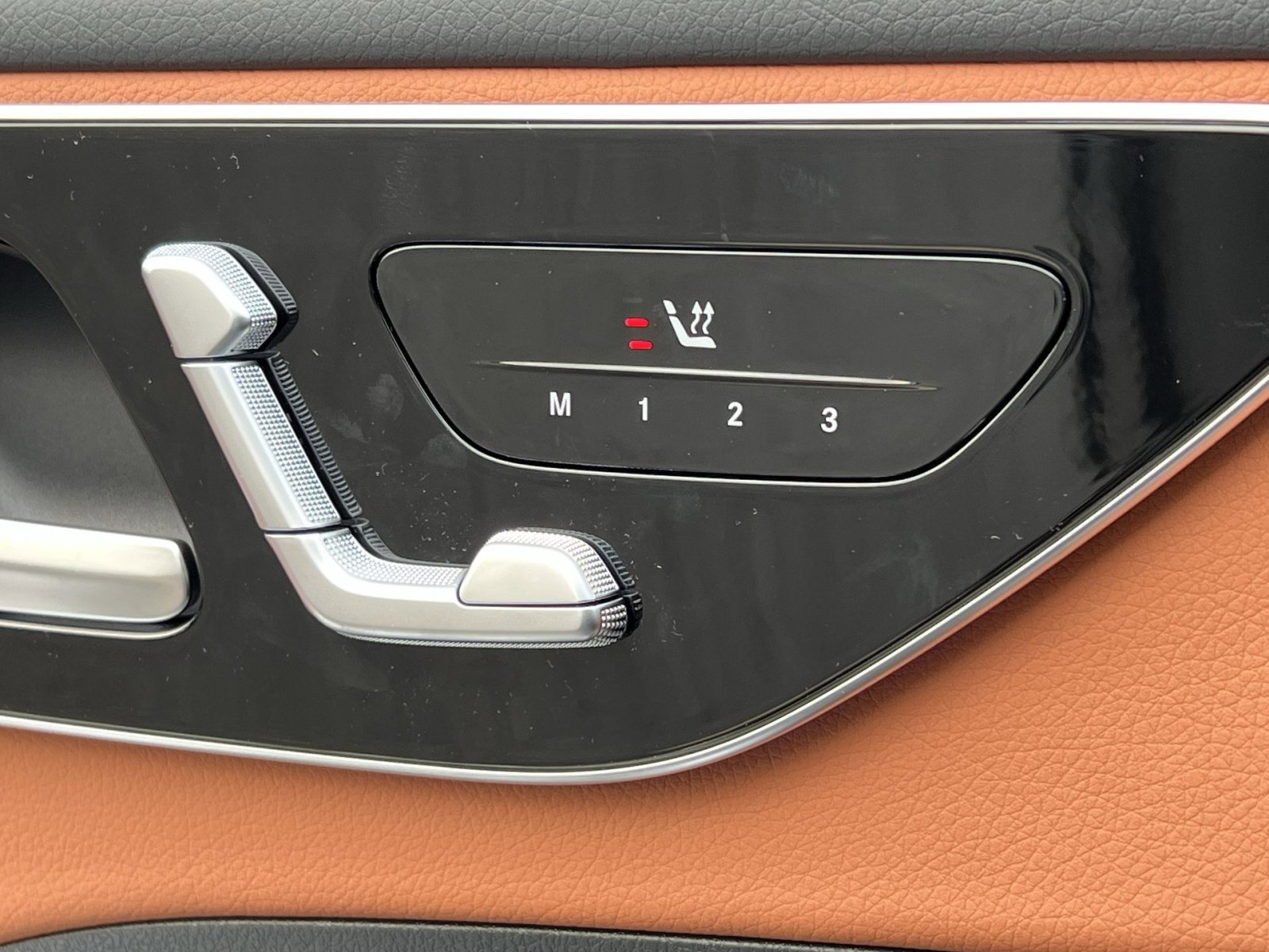 New 2026 Mercedes-Benz C 300 4MATIC Sedan image 33