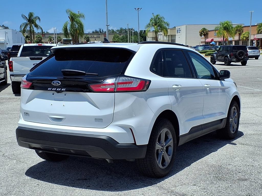 Used 2023 Ford Edge SEL w/ Sport Appearance Package AWD/4WD image 7