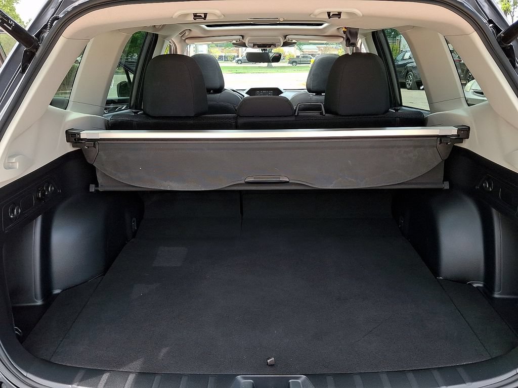 Used 2023 Subaru Forester Premium AWD/4WD image 28