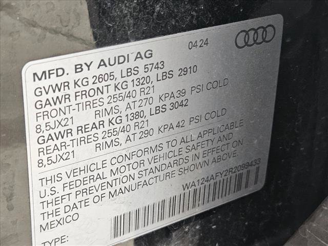 Certified 2024 Audi SQ5 Premium Plus w/ S Sport Package AWD/4WD image 19