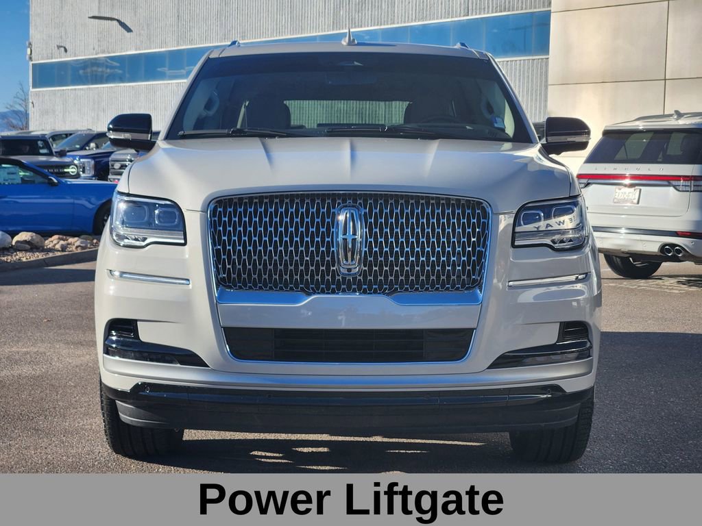 Used 2024 Lincoln Navigator L Reserve image 7