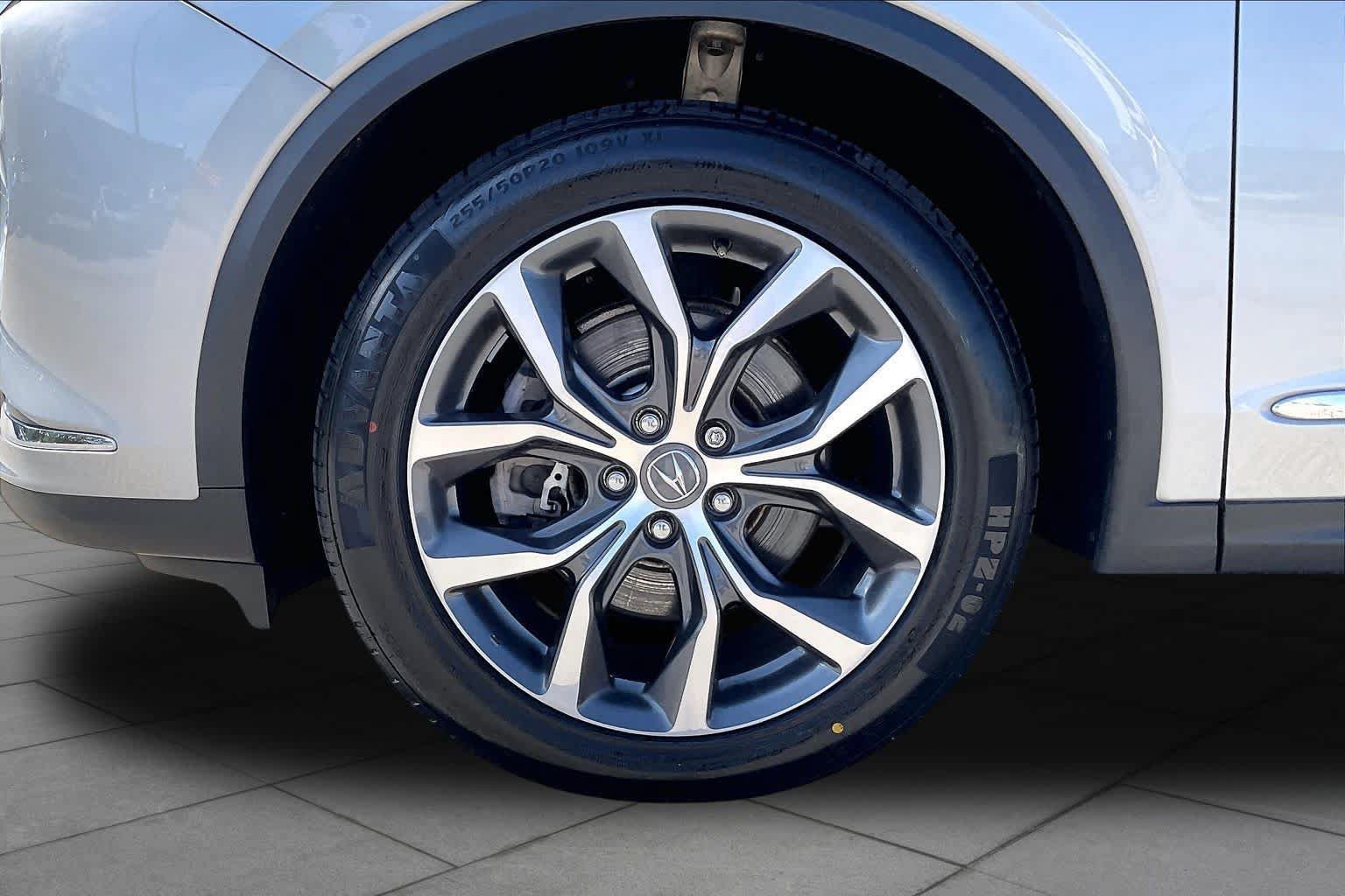 Certified 2024 Acura MDX w/ Technology Package AWD/4WD image 11