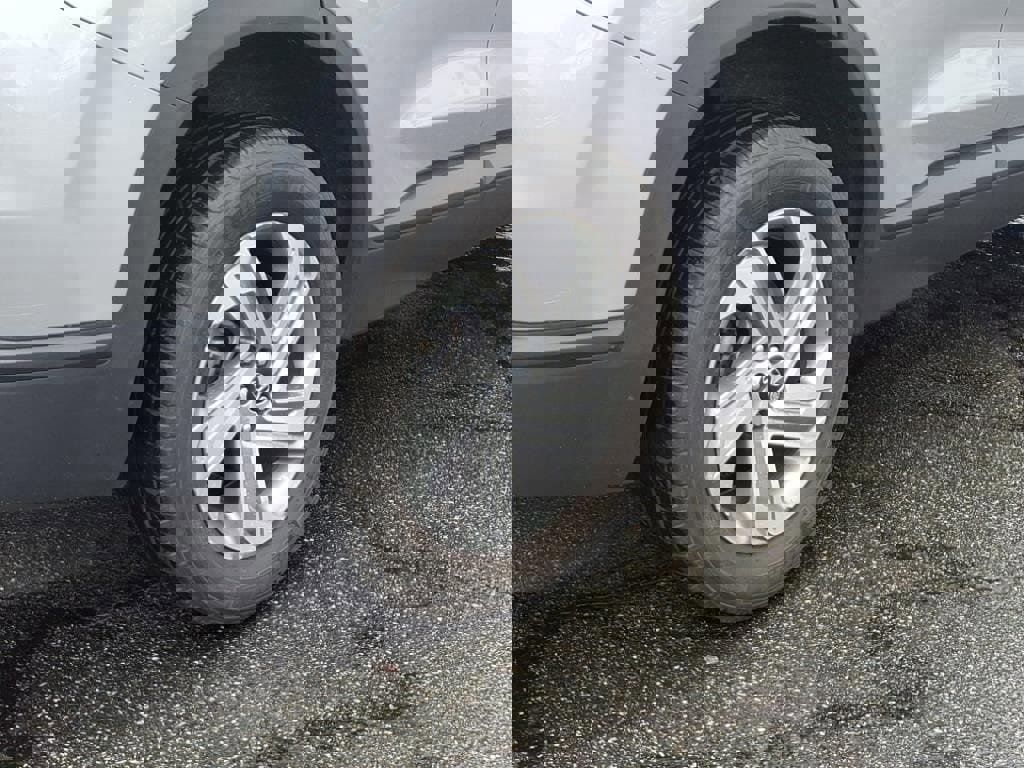 Used 2023 Hyundai Santa Fe SE w/ Cargo Package image 25