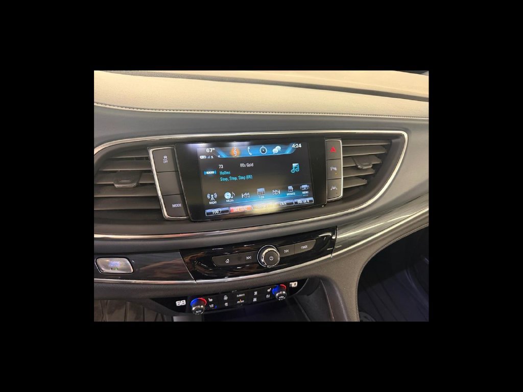 Used 2019 Buick Enclave Premium w/ Experience Buick Package FWD image 22