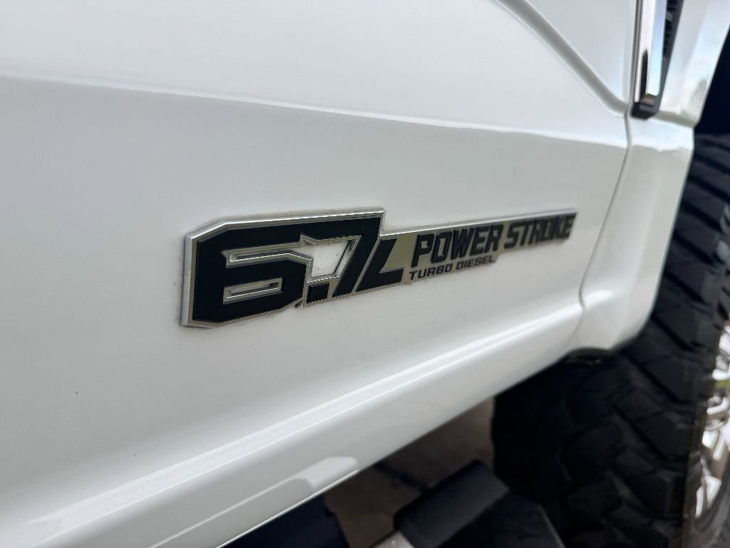 Used 2024 Ford F250 Lariat w/ Chrome Package image 7
