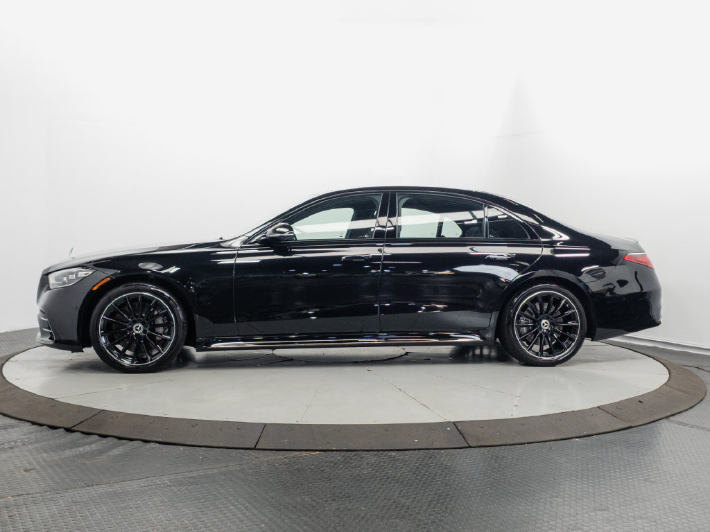 Used 2025 Mercedes-Benz S 580 4MATIC Sedan image 4