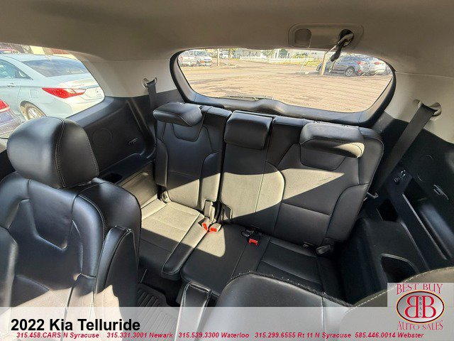 Used 2022 Kia Telluride S AWD/4WD image 12