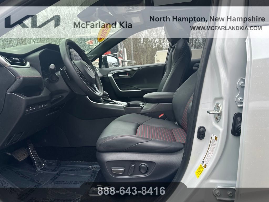 Used 2024 Toyota RAV4 XSE w/ Weather Package image 8