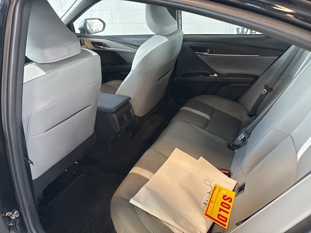 Certified 2025 Toyota Camry SE image 4