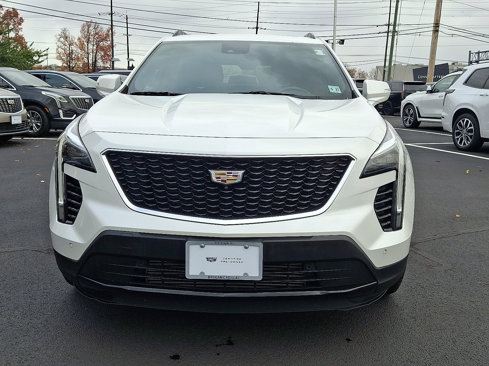 Used 2022 Cadillac XT4 Sport w/ Enhanced Visibility Package image 8