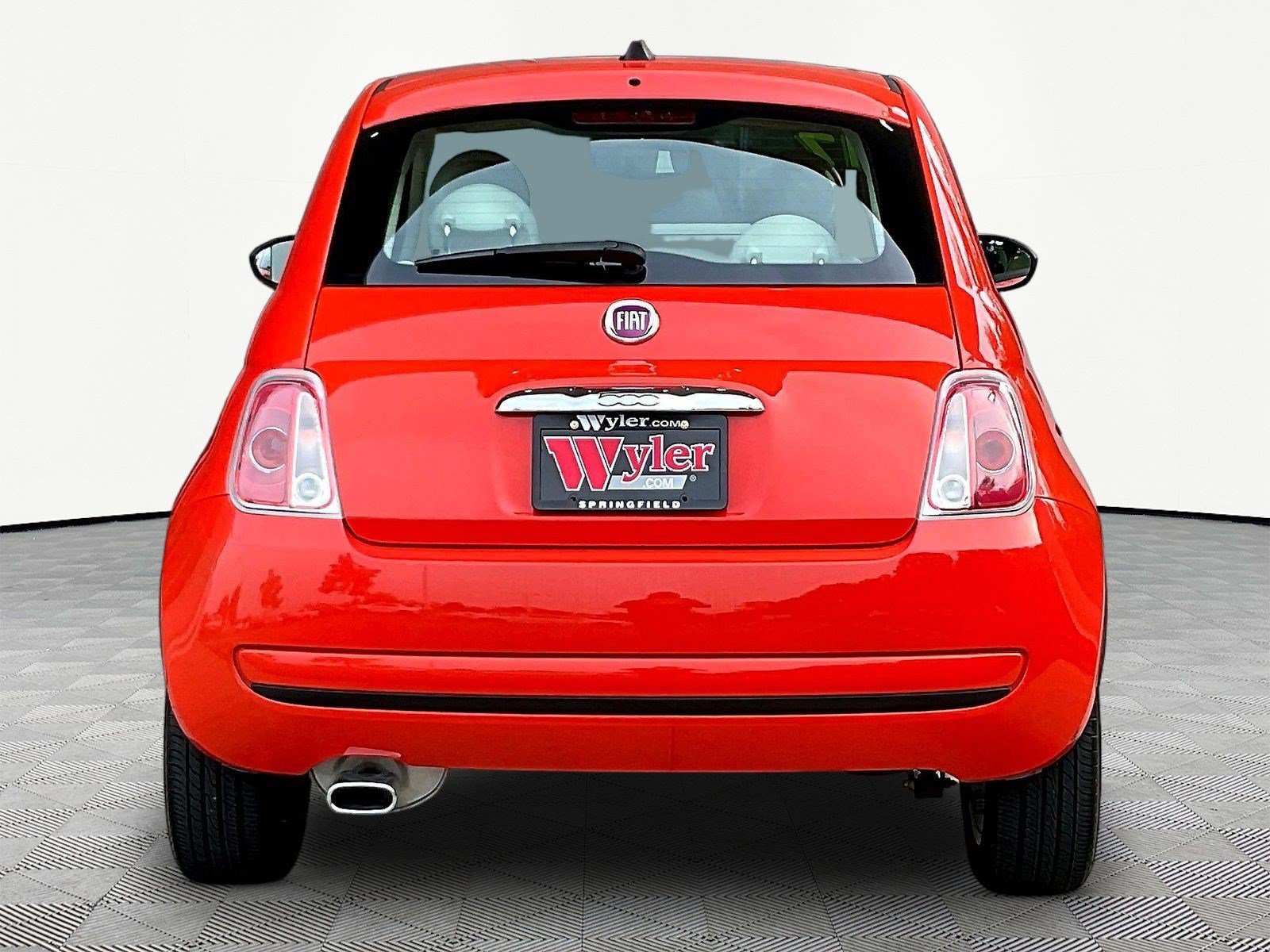 Used 2017 FIAT 500 Pop FWD image 5