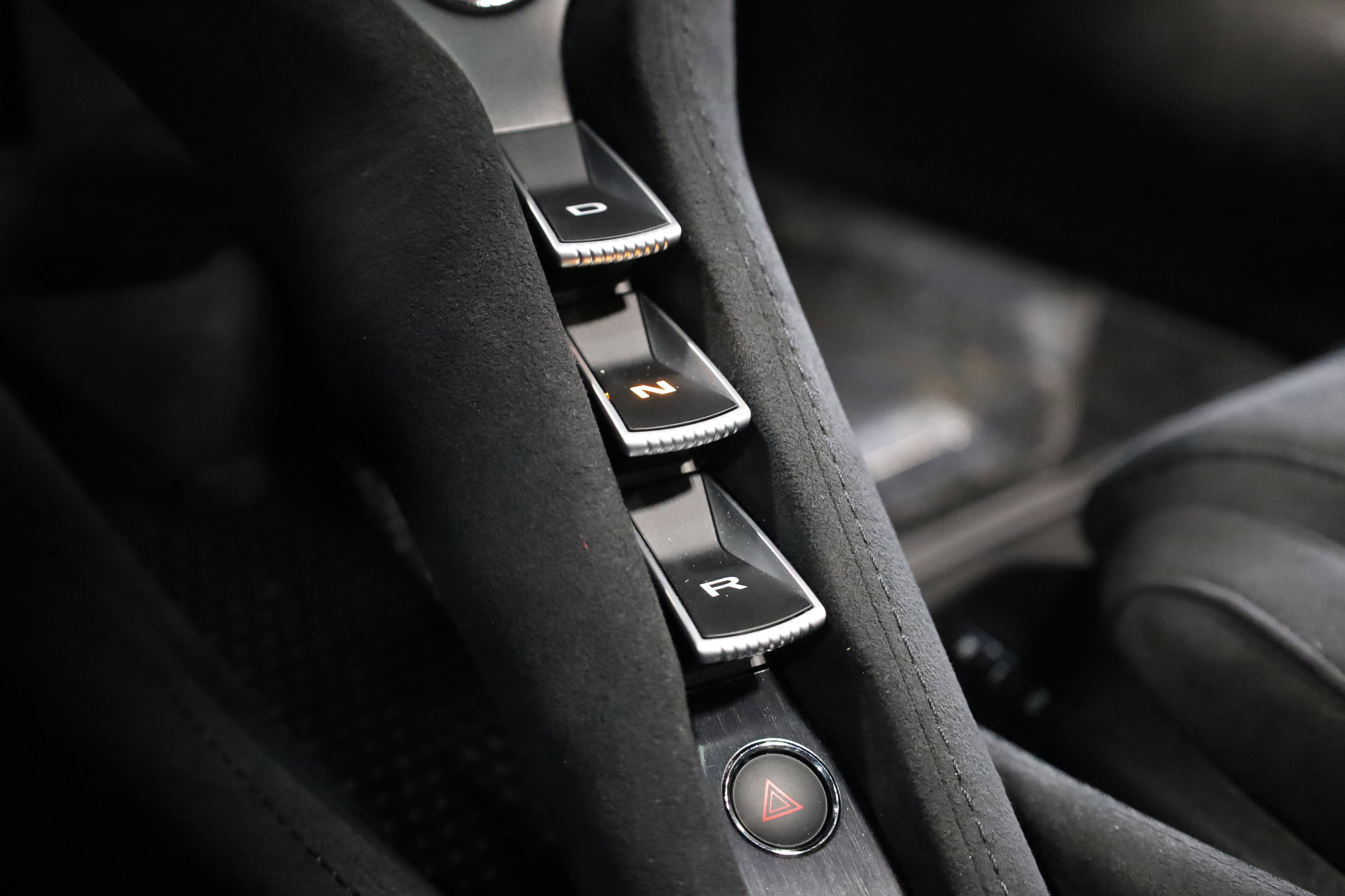 Used 2025 McLaren 750S image 34