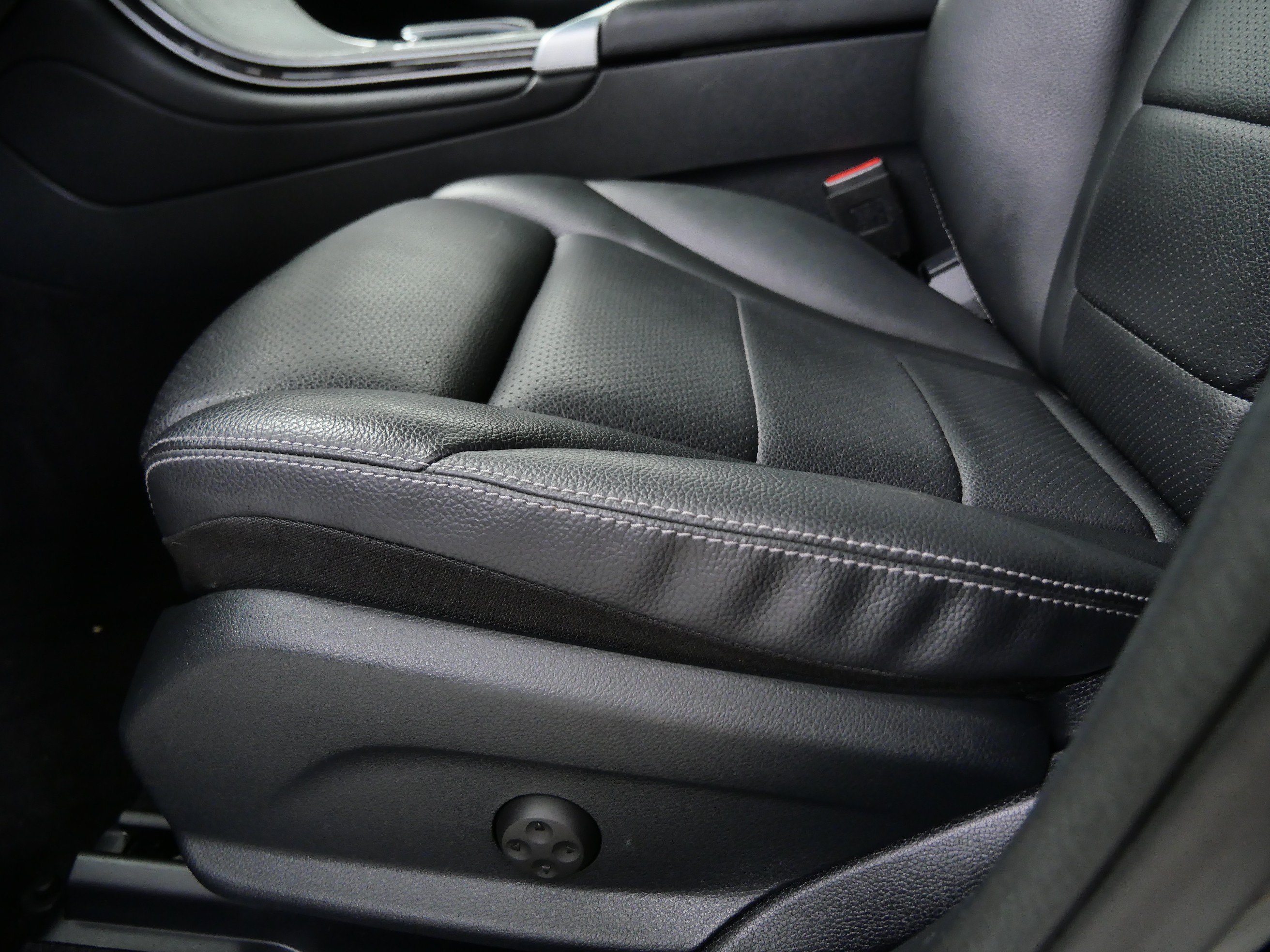 Certified 2022 Mercedes-Benz GLC 300 4MATIC image 18