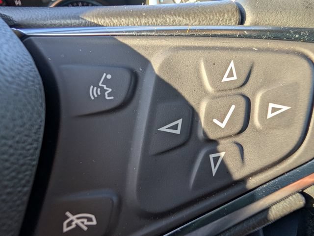 Used 2024 Chevrolet Equinox LT FWD image 18