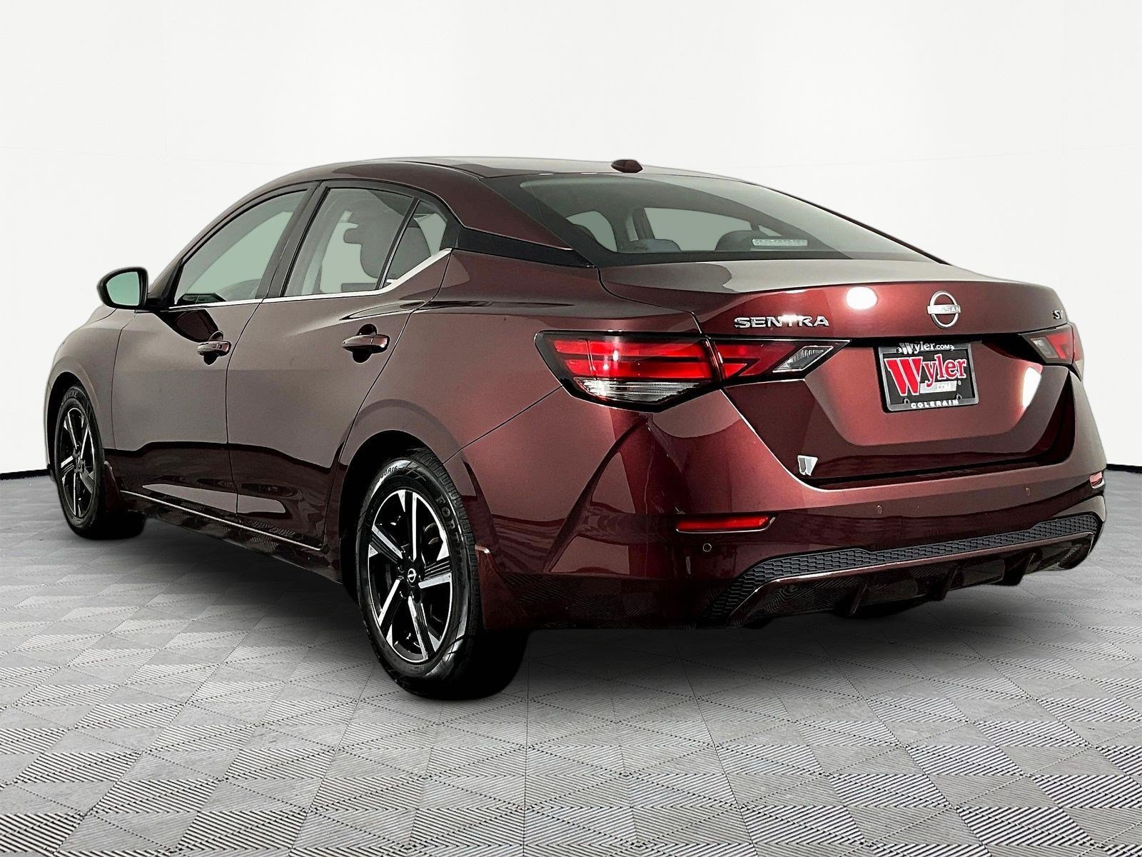 Certified 2024 Nissan Sentra SV w/ All-Weather Package FWD image 4