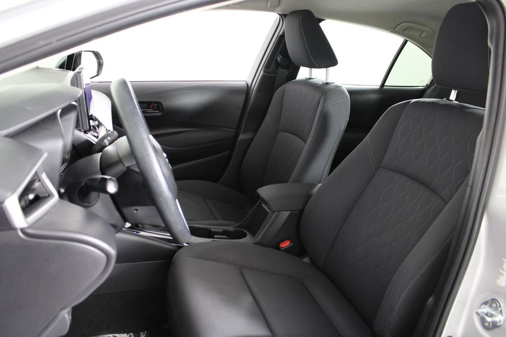 Used 2024 Toyota Corolla LE FWD image 19