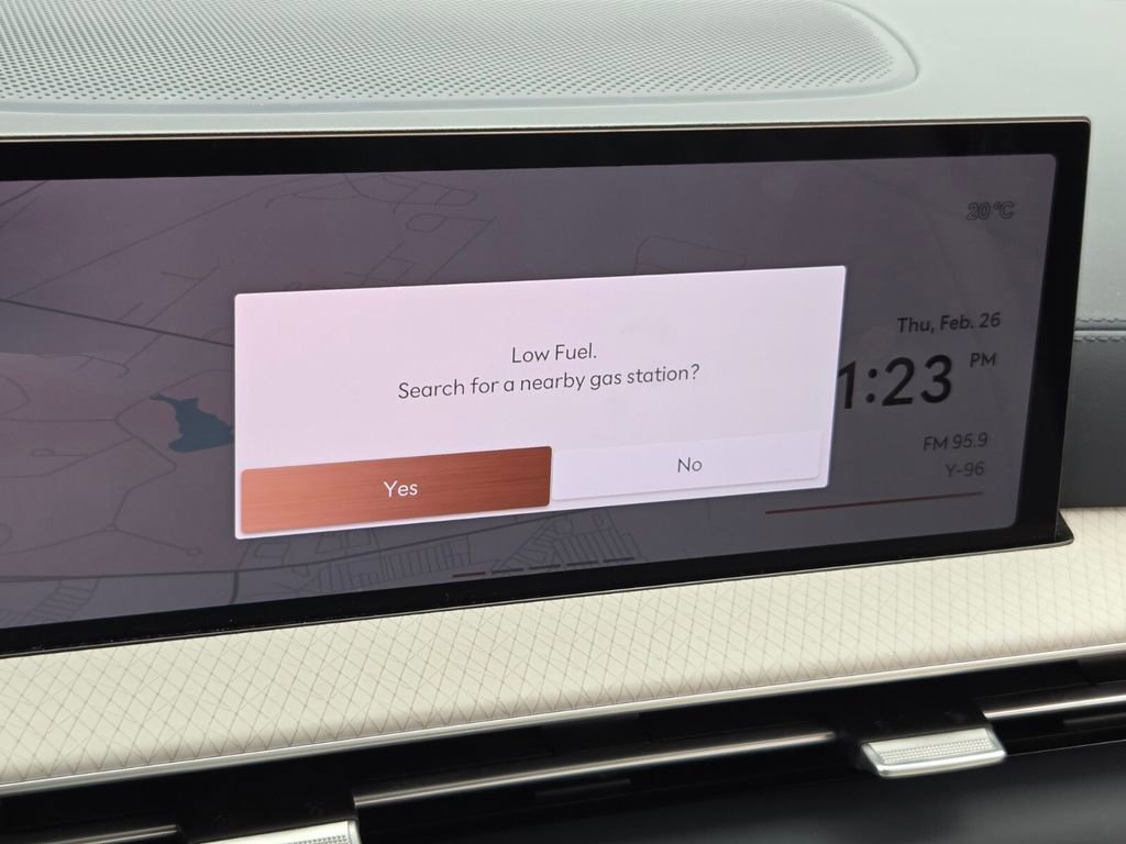 Used 2025 Genesis GV80 3.5T Prestige image 20