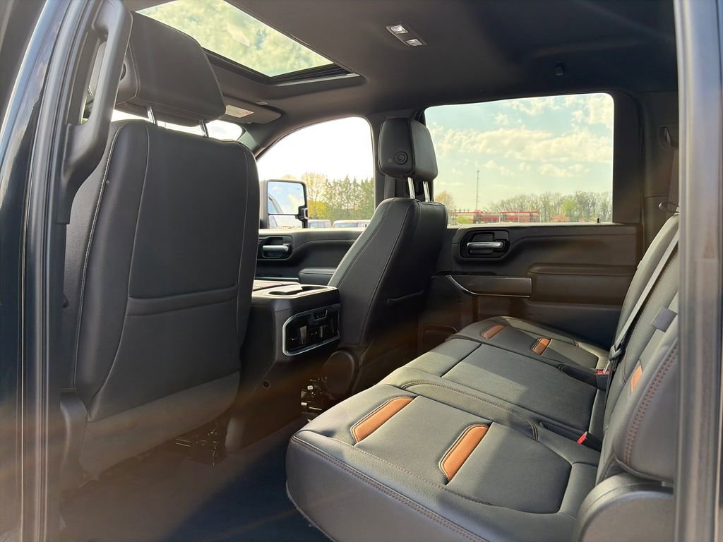 Used 2021 GMC Sierra 2500 AT4 w/ AT4 Premium Plus Package AWD/4WD image 33