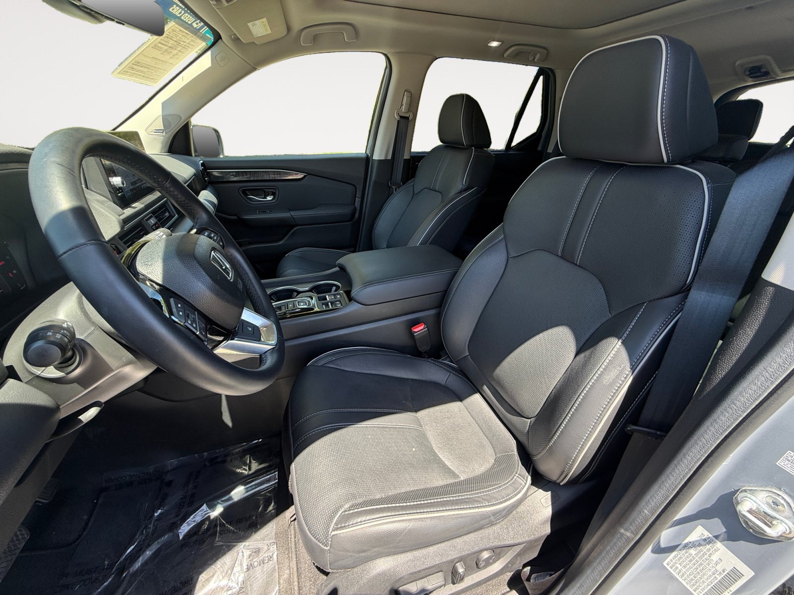 Used 2025 Honda Pilot Elite image 10