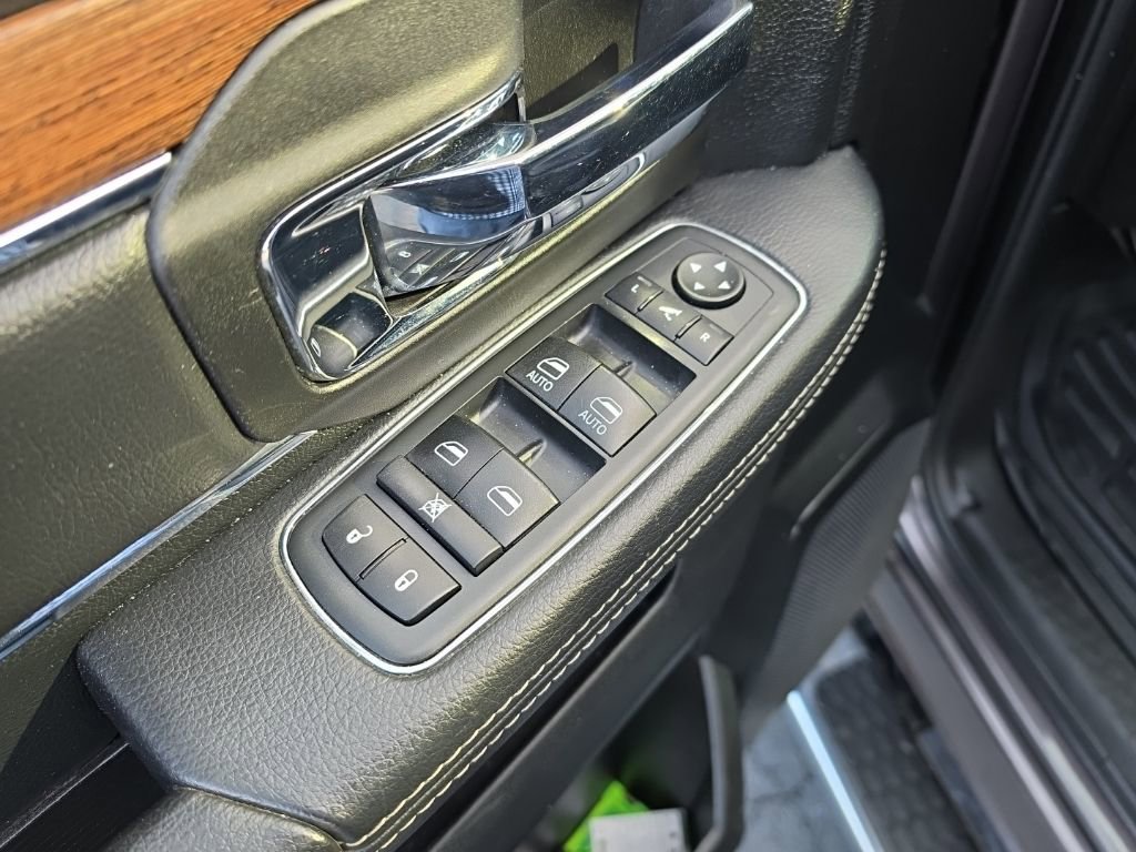 Used 2019 RAM 1500 Laramie w/ Convenience Group image 24