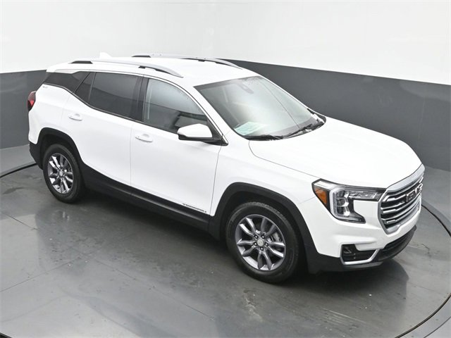 Used 2023 GMC Terrain SLT w/ LPO, Floor Liner Package image 44