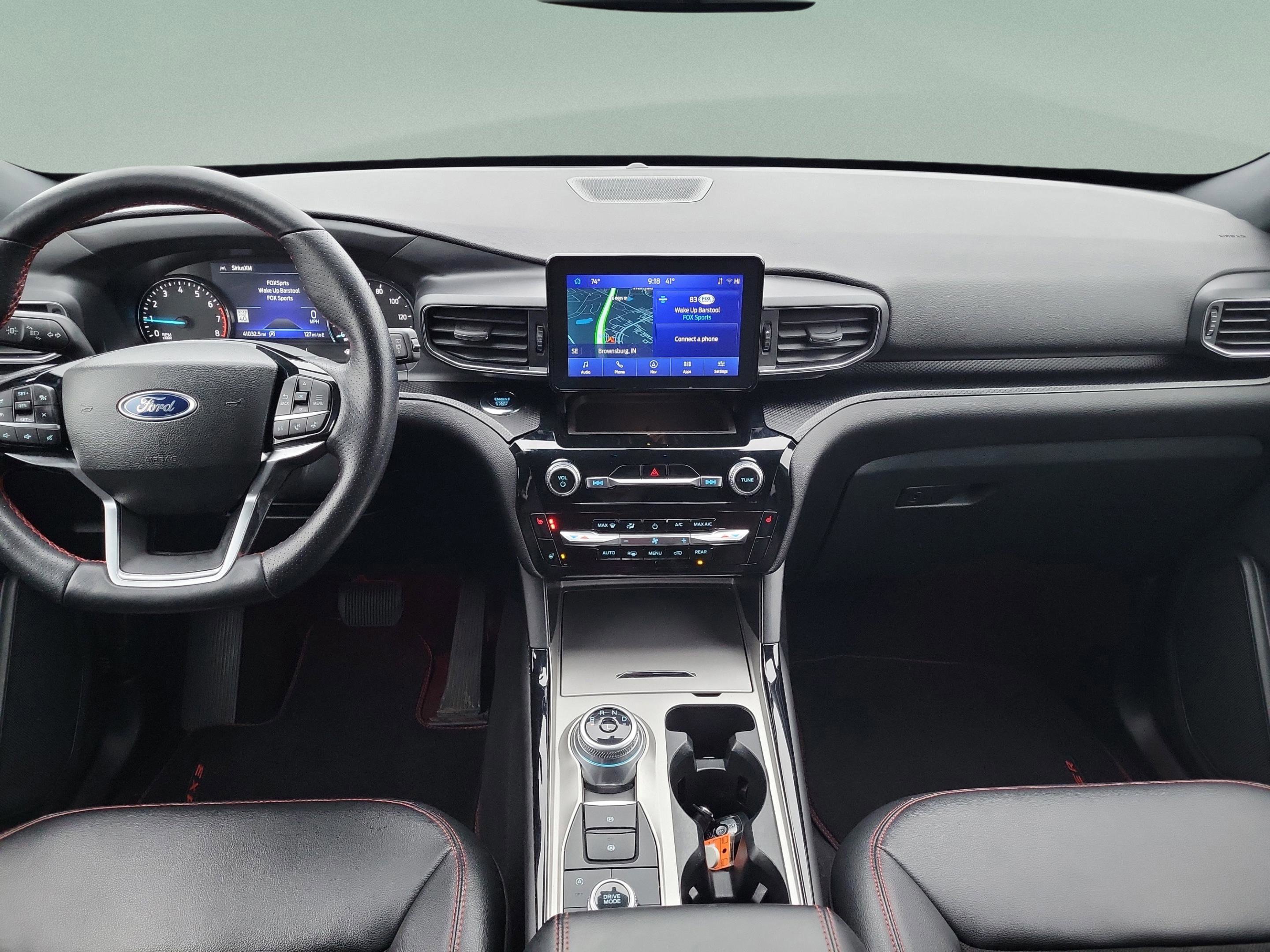 Certified 2023 Ford Explorer ST-Line w/ Class IV Trailer Tow Package image 13