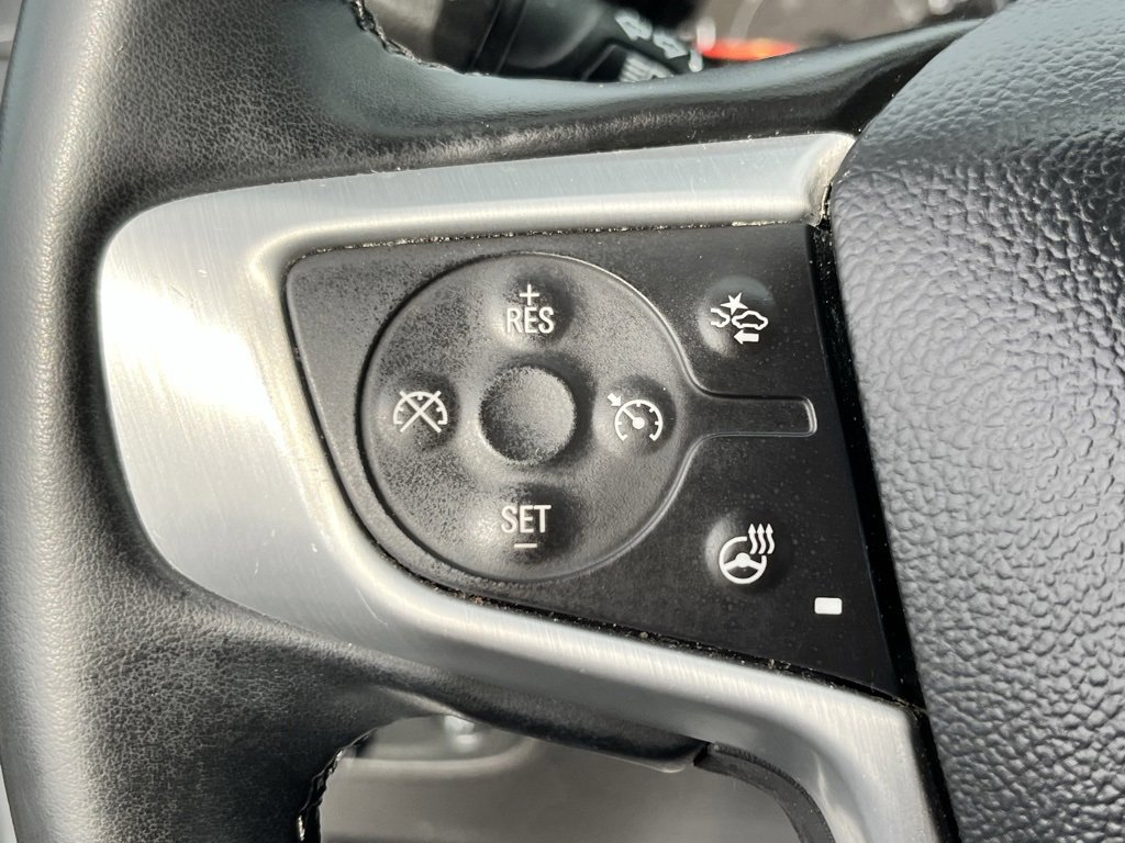 Used 2023 GMC Terrain SLT image 4