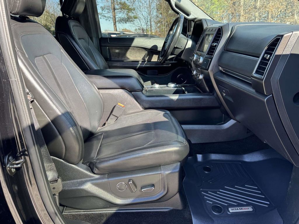 Used 2018 Ford Expedition Limited image 14