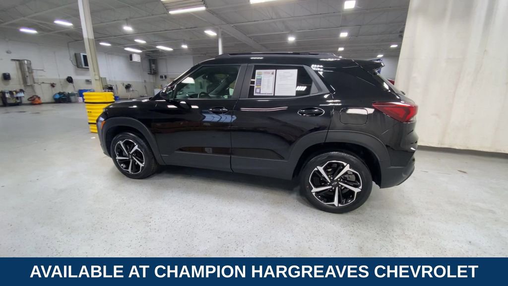 Certified 2022 Chevrolet TrailBlazer RS w/ Technology Package AWD/4WD image 7