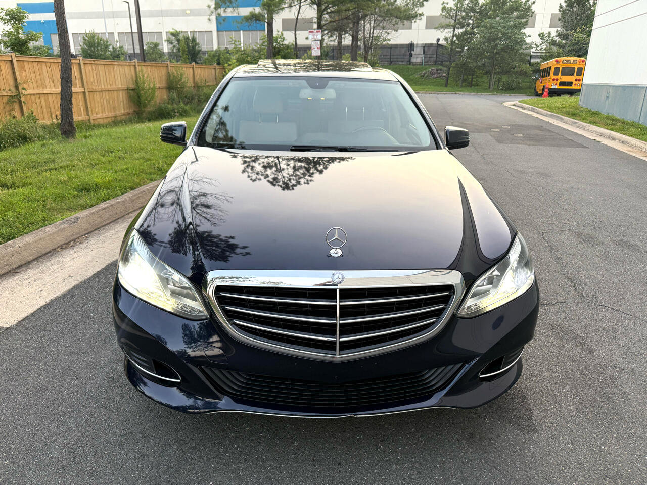 Used 2015 Mercedes-Benz E 350 4MATIC Sedan image 6