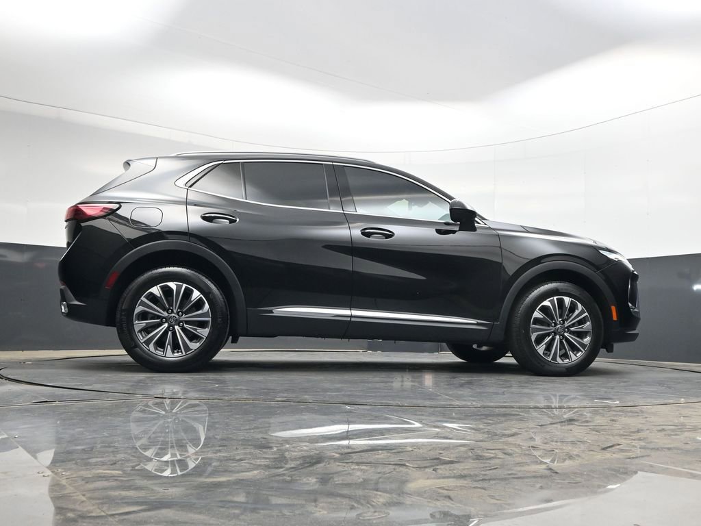 Used 2025 Buick Envision Preferred AWD/4WD image 43