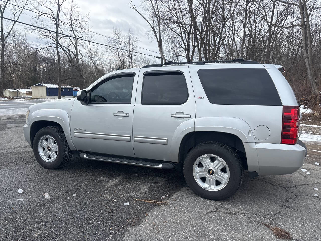 Used 2010 Chevrolet Tahoe LT w/ Luxury Package image 18