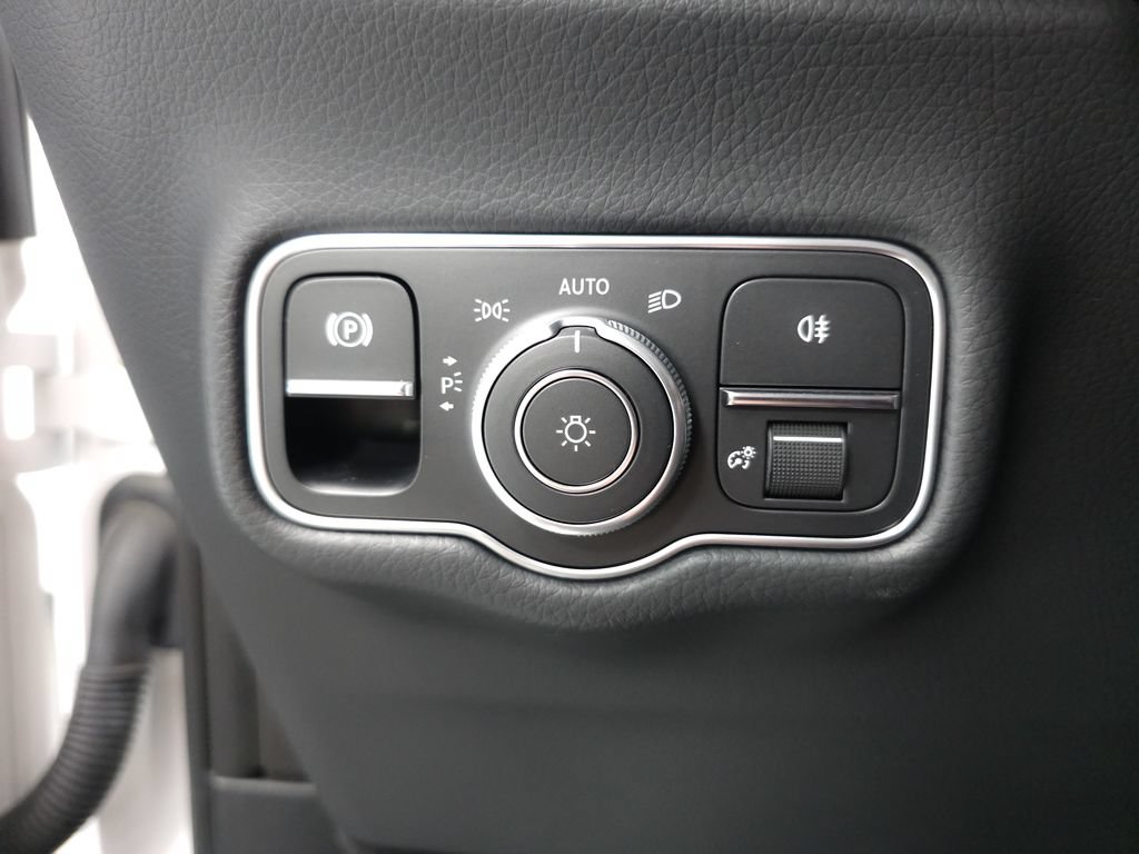 Used 2025 Mercedes-Benz G 550 w/ Manufactur Interior Package image 10