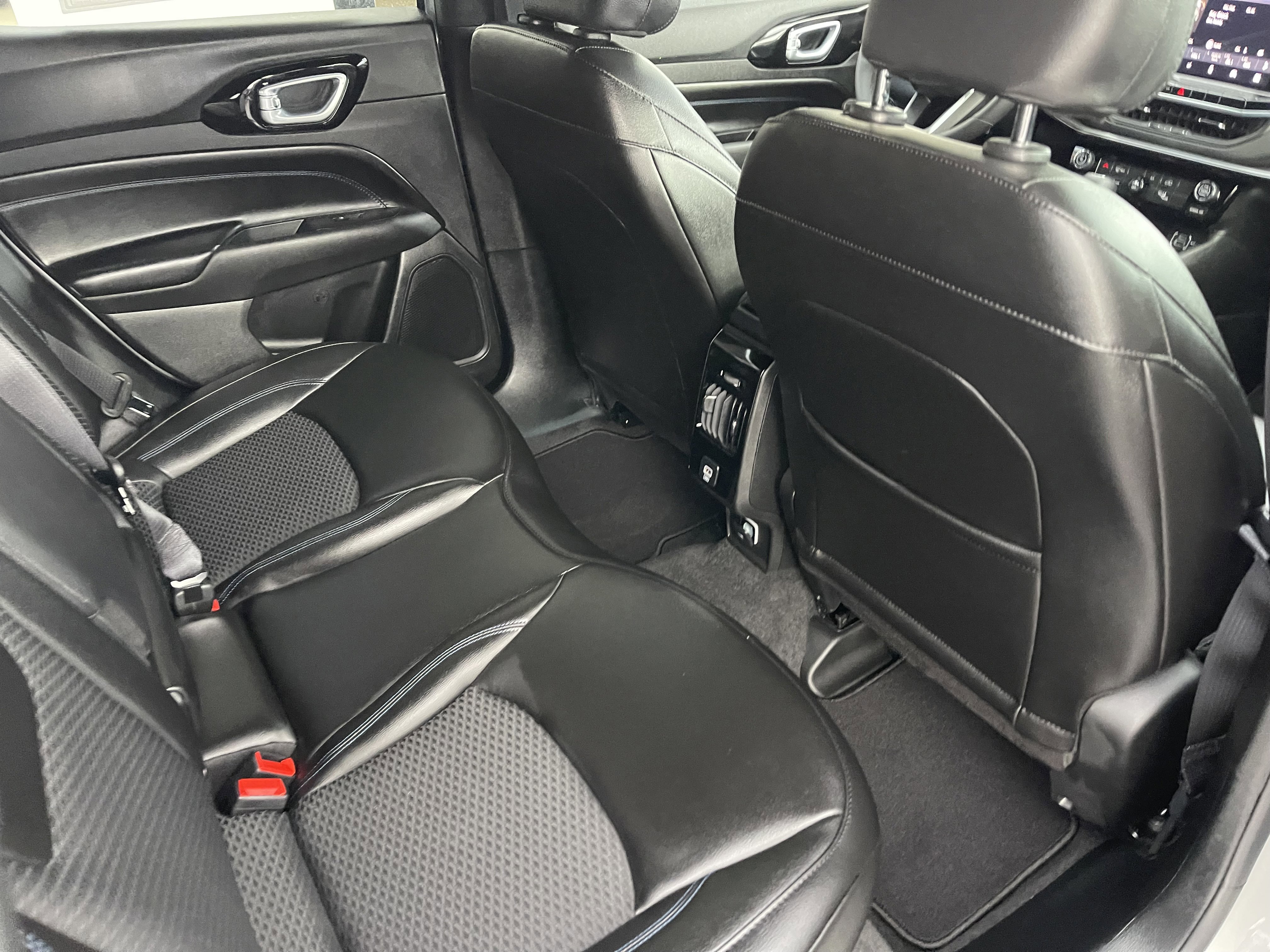 New 2026 Jeep Compass Latitude image 22