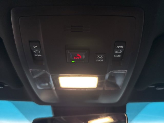 Used 2023 Lexus ES 350 F Sport w/ Accessory Package (Z2) image 29