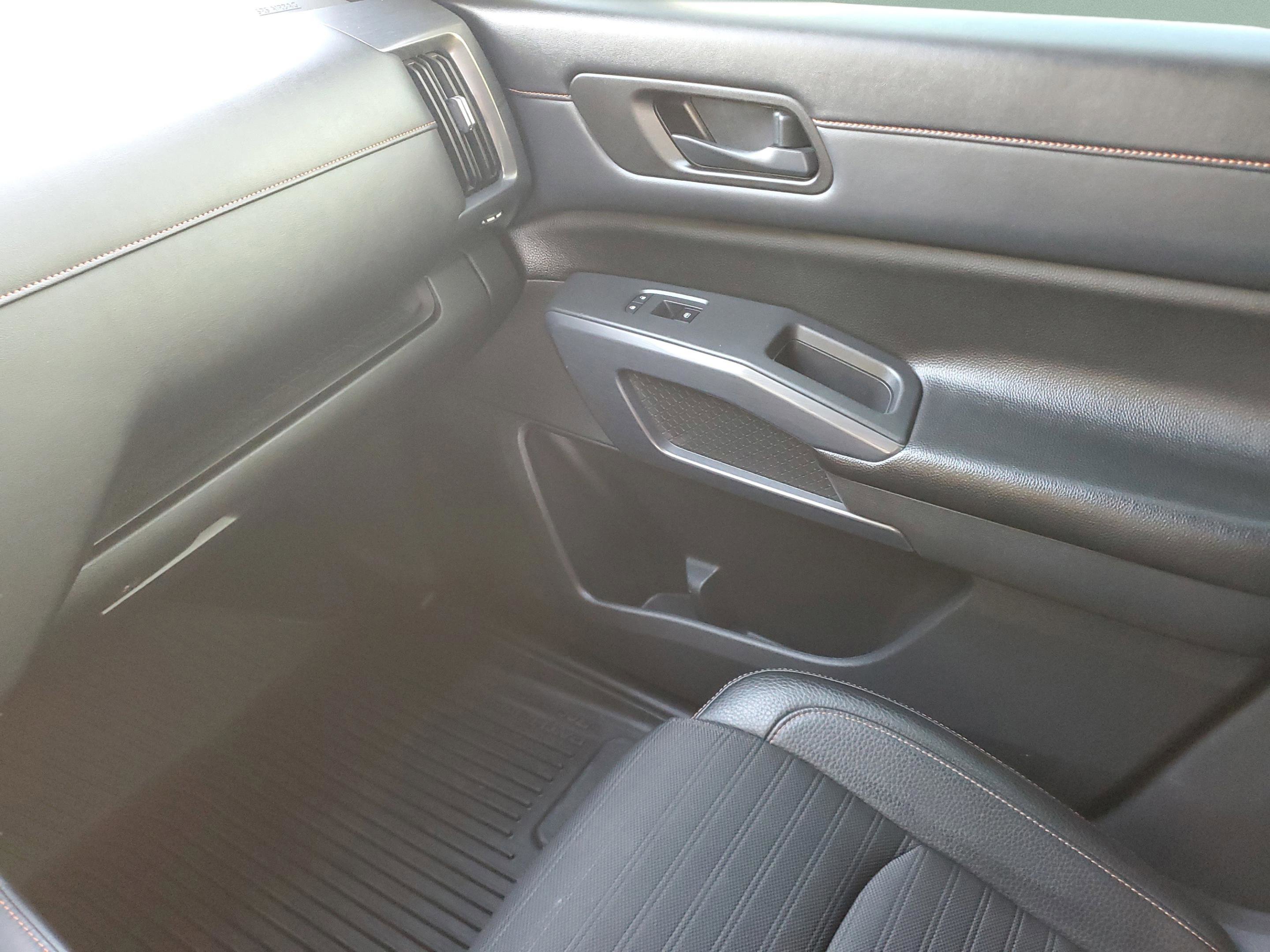 Used 2024 Nissan Pathfinder Rock Creek AWD/4WD image 22