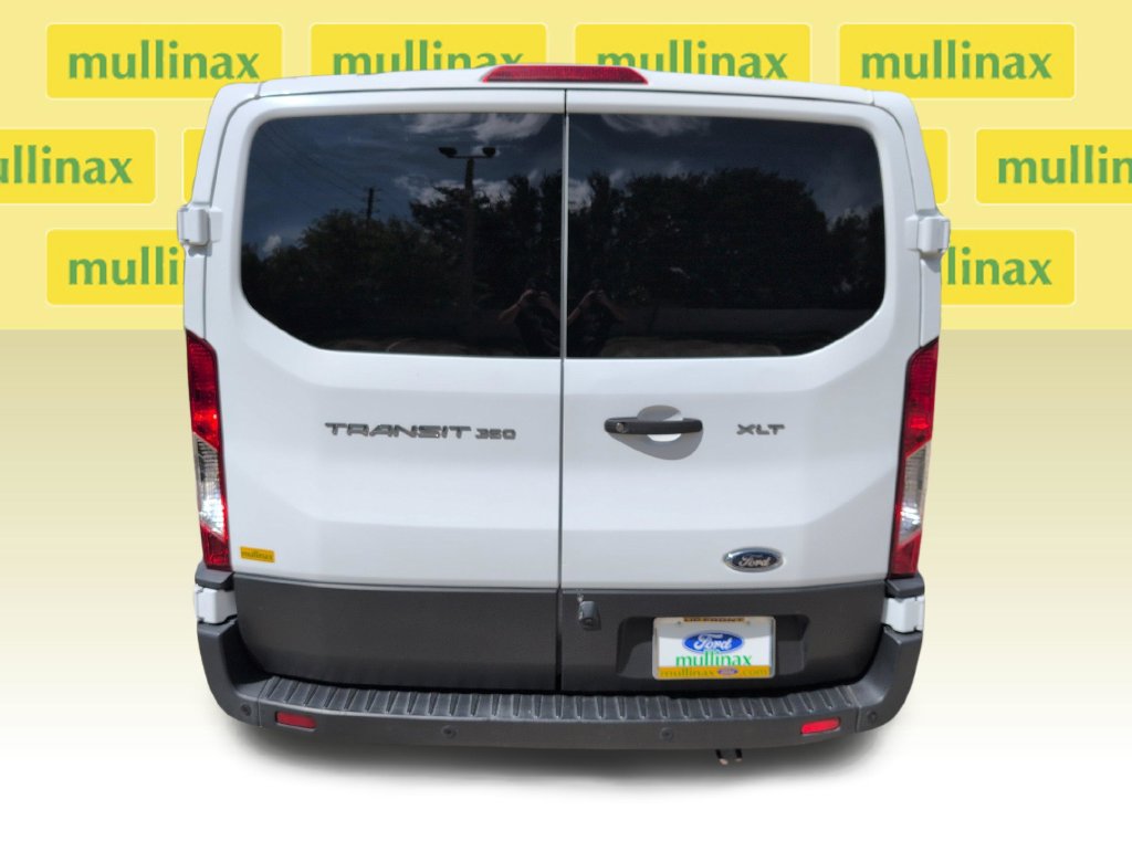 Certified 2022 Ford Transit 350 XLT RWD image 28