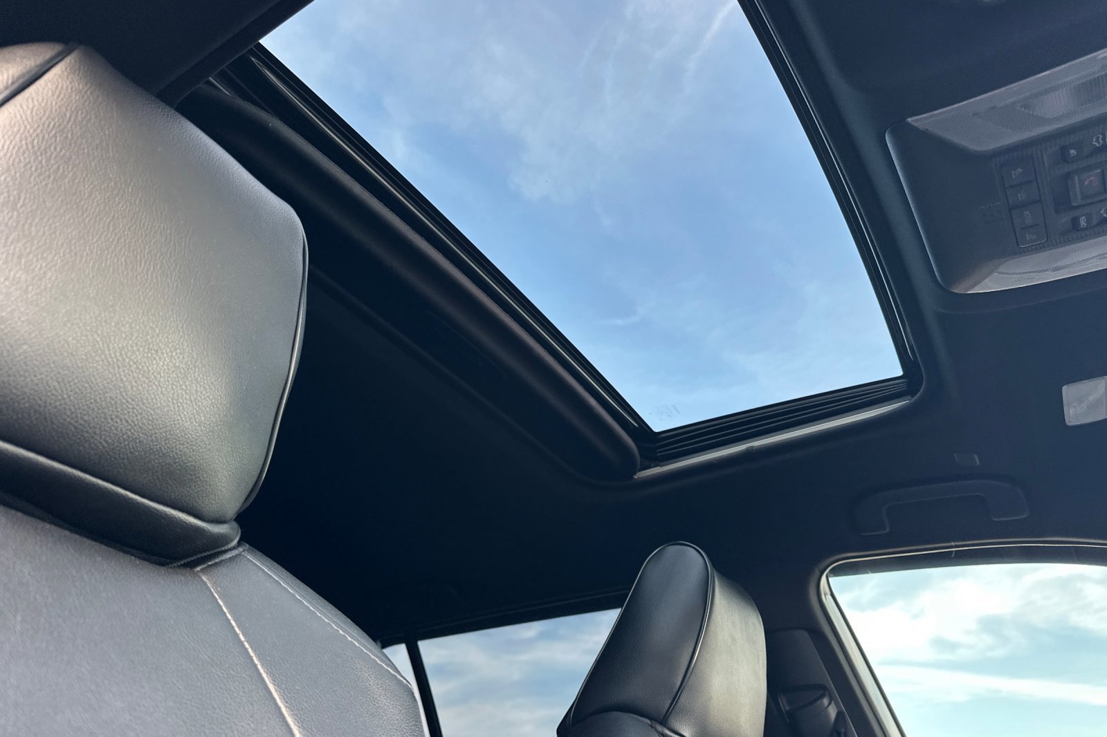 Certified 2023 Toyota RAV4 SE image 17