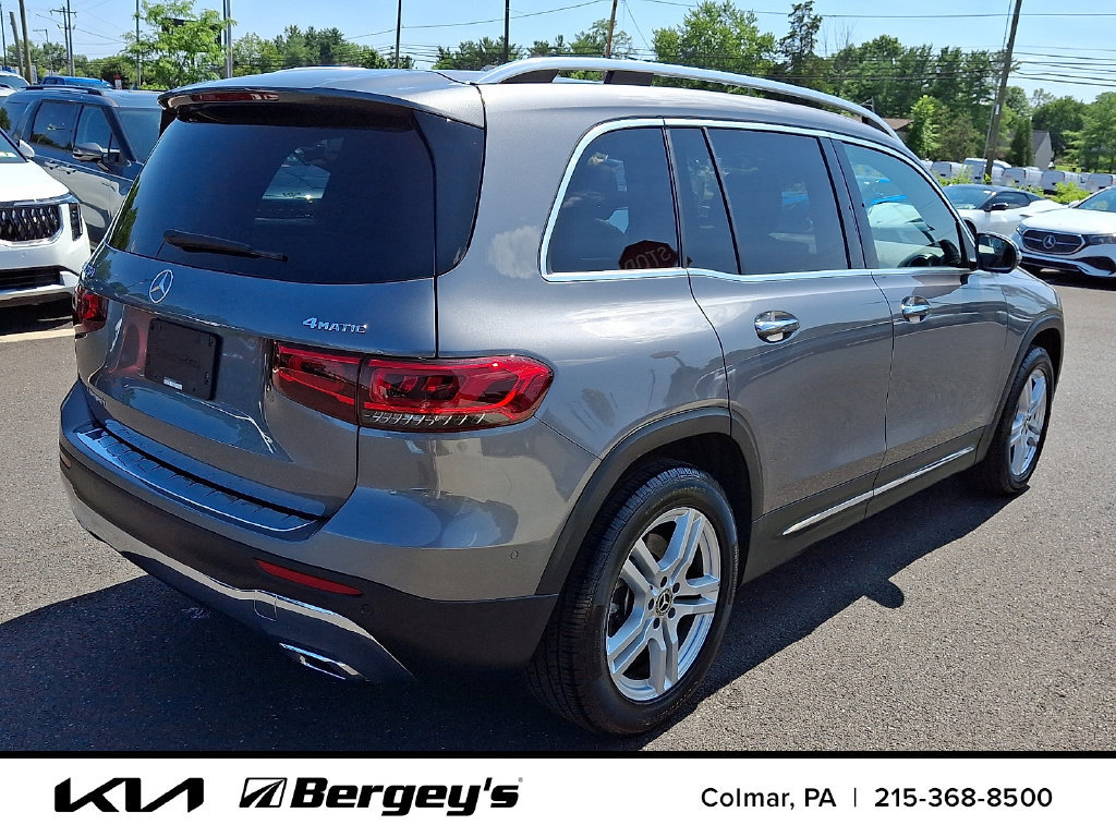 Used 2023 Mercedes-Benz GLB 250 4MATIC image 5