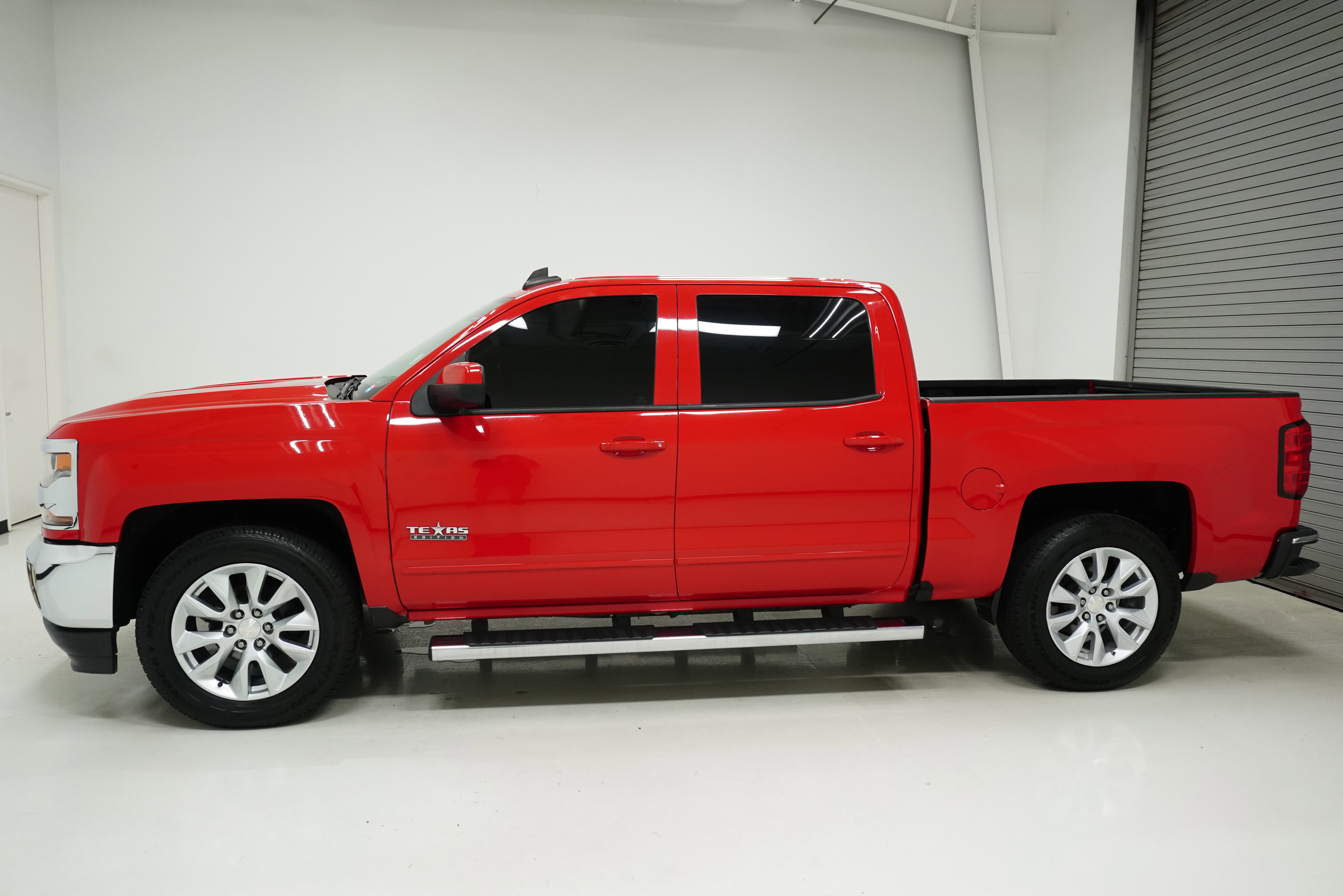 Used 2016 Chevrolet Silverado 1500 LT w/ Texas Edition image 6