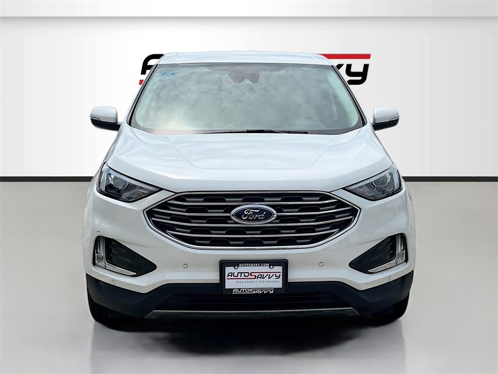 Used 2024 Ford Edge Titanium image 2
