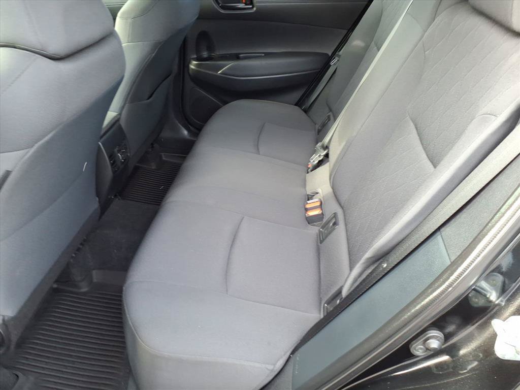 Used 2023 Toyota Corolla Cross LE w/ Moonroof Package AWD/4WD image 7