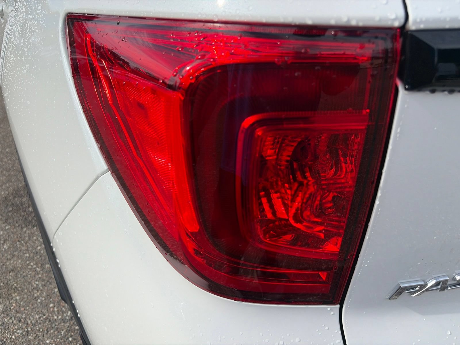 Used 2022 Honda Passport Elite image 11