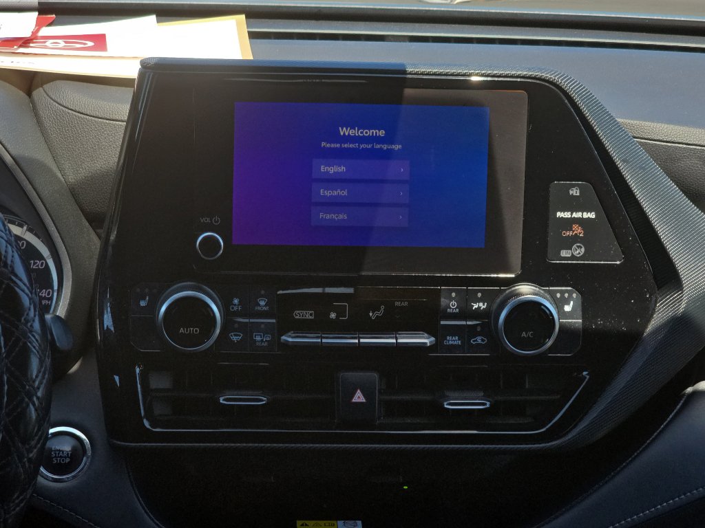 Certified 2023 Toyota Highlander XSE image 25