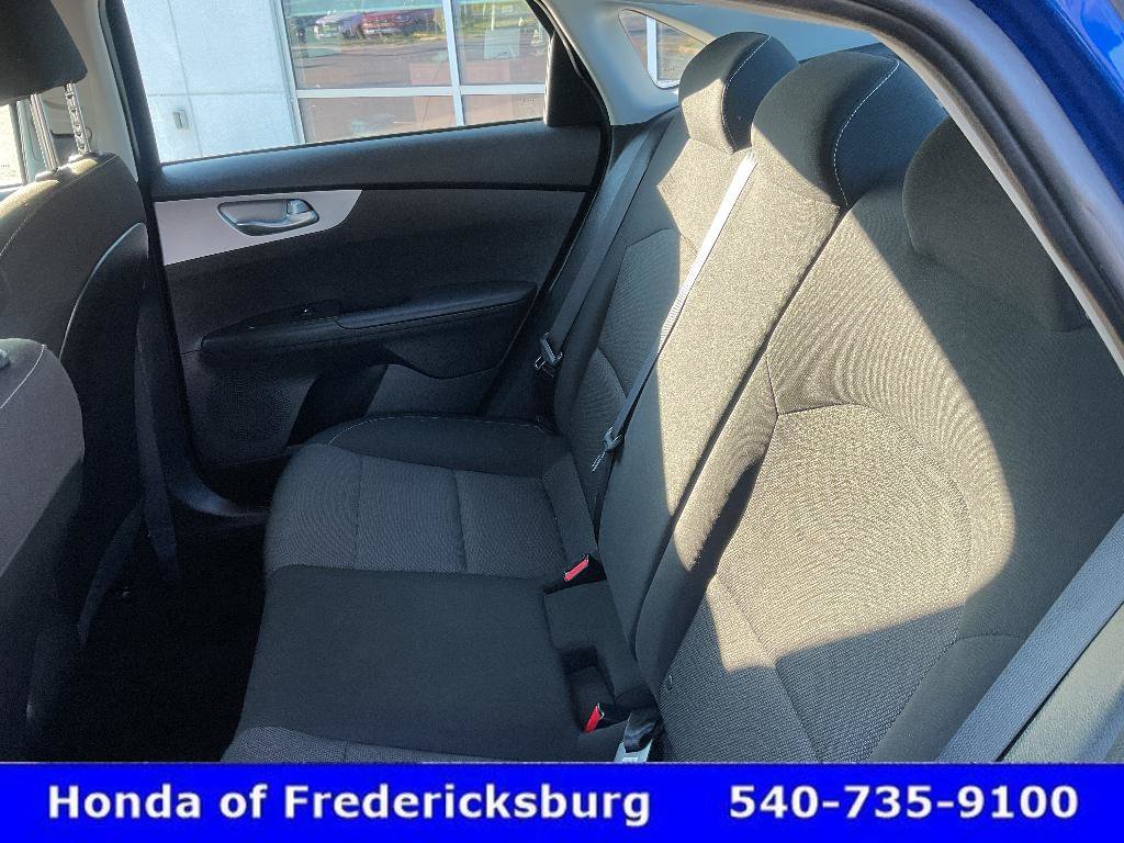 Used 2023 Kia Forte LXS w/ LXS Technology Package FWD image 24